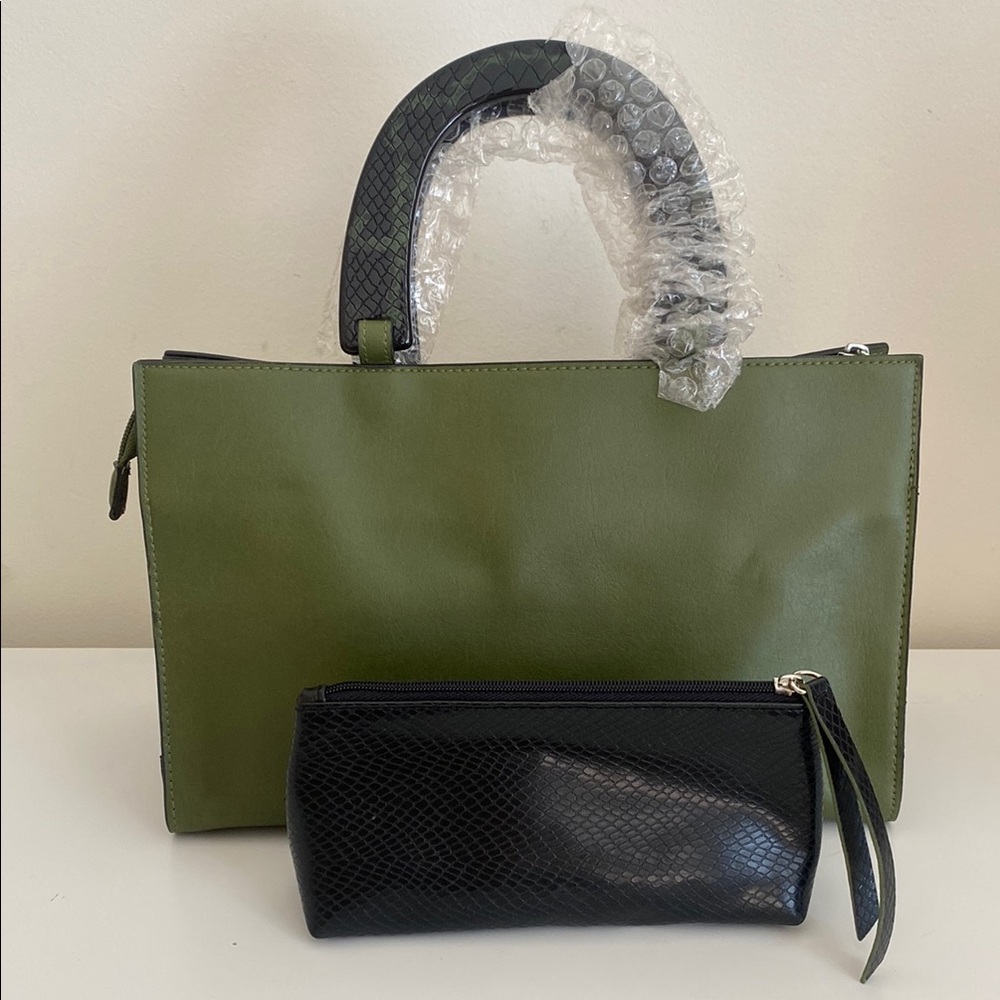 Estée Lauder Faux Leather Handbag Acrylic Double Handles Snake Print & Zip Pouch